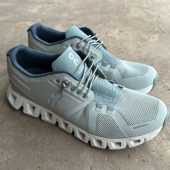 ON Running Womens Shoe Size 7.5 NEW - Picture 8 of 8